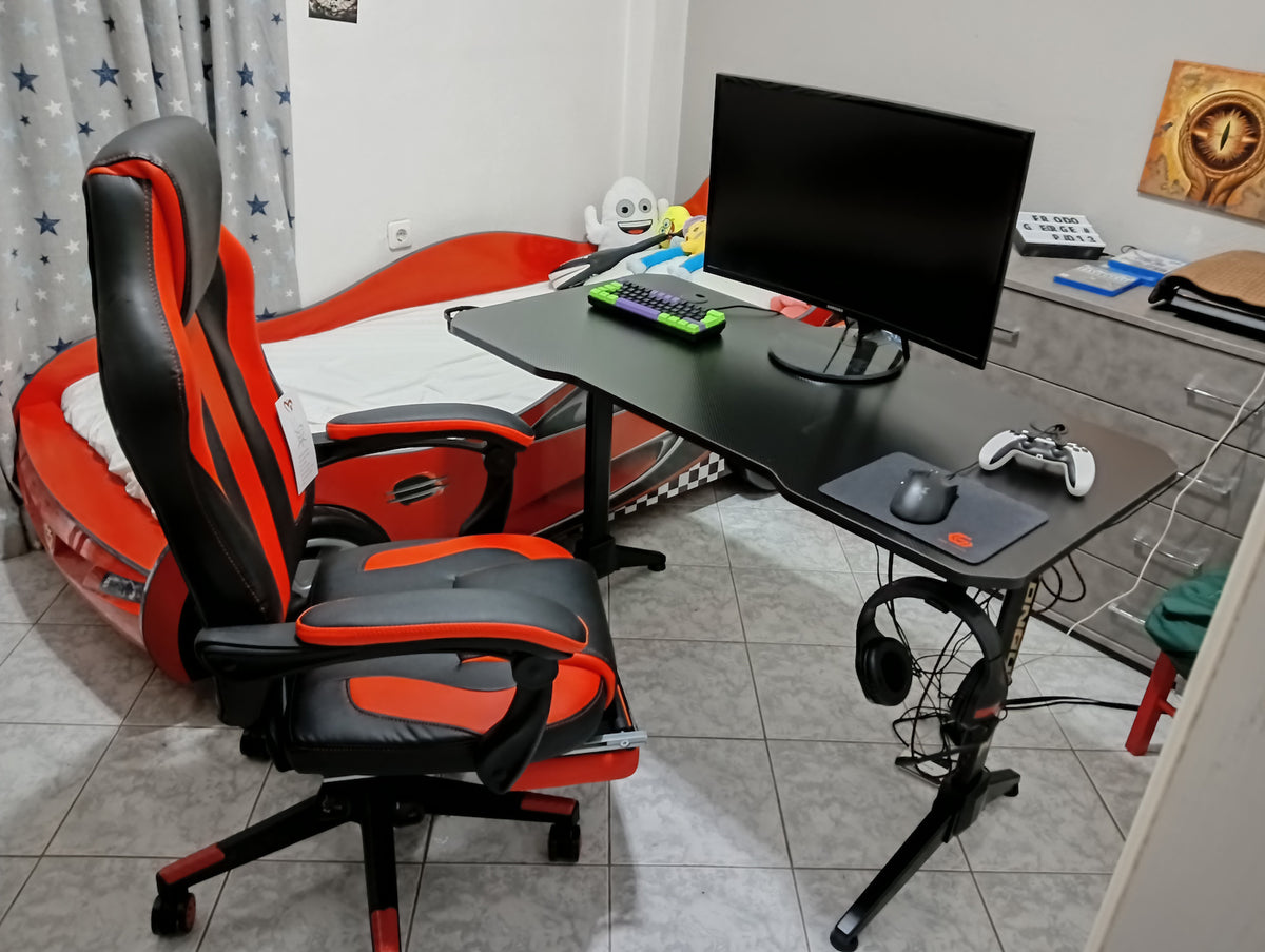 Γραφείο Gaming Ξύλινο Black με Μεταλλικά Πόδια 120x60x75εκ.